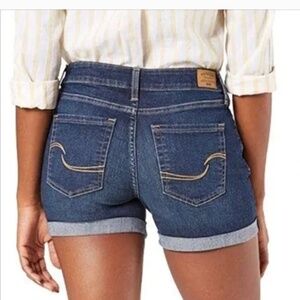 Signature Levi Strauss Mid Rise Shorts Womens Size 14 Cuffed Festival Streetwear